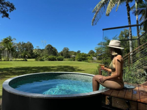 Lake Weyba Cottages Noosa
